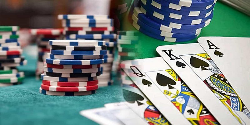 Ý nghĩa của các tổ hợp bài cơ bản Poker là gì?